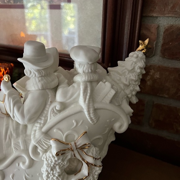 ❤️Vintage 1980’s Large Christmas 
Gold Trim Star Wreath Carolers Sleigh‼️FINAL - Picture 3 of 15